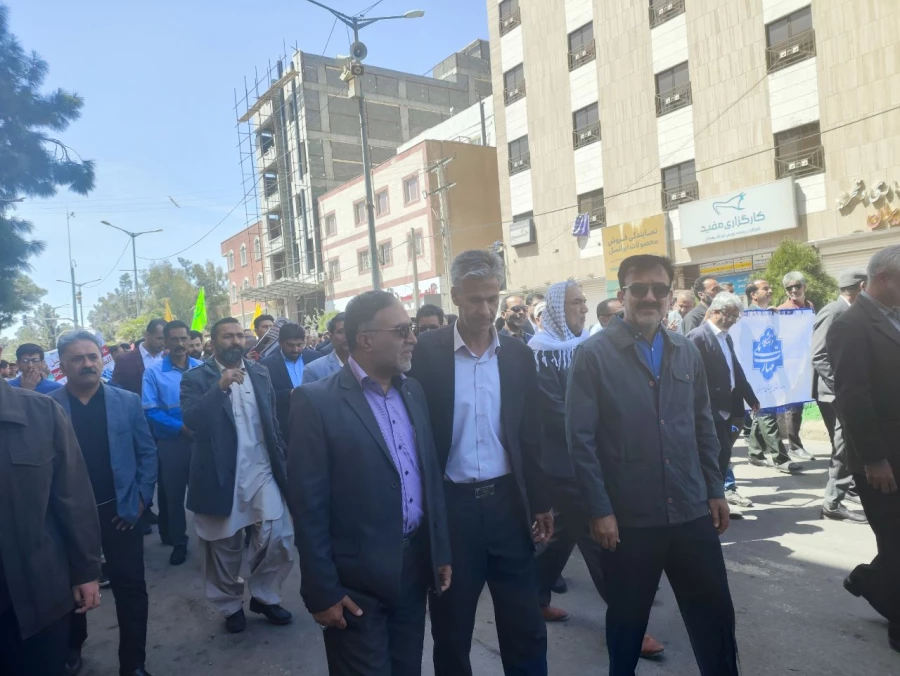 روز قدس فقط روز فلسطین نیست روز امت اسلامی است  روز فریاد رسای مسلمانان علیه صهیونیسم روز نمایش شکوه اتحاد همبستگی جهان اسلام و تجلی همدلی است 8