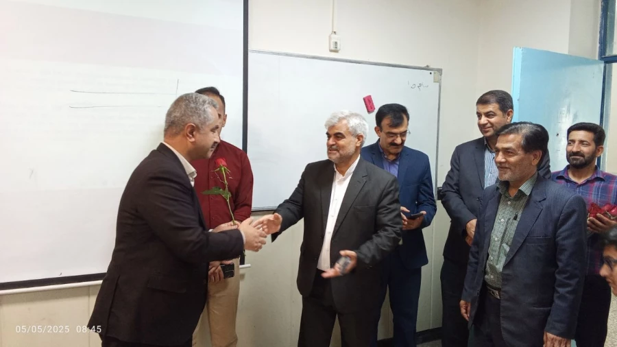 آیین تجلیل و تکریم از مقام استادان در پردیس های استانی دانشگاه فرهنگیان استان سیستان و بلوچستان 
 5