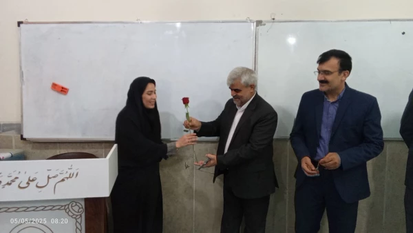 آیین تجلیل و تکریم از مقام استادان در پردیس های استانی دانشگاه فرهنگیان استان سیستان و بلوچستان 
 9