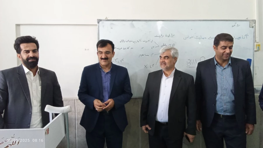 آیین تجلیل و تکریم از مقام استادان در پردیس های استانی دانشگاه فرهنگیان استان سیستان و بلوچستان 
 11