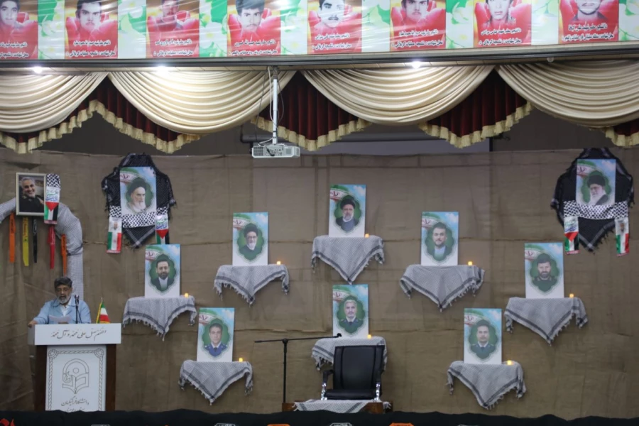 مراسم باشکوه گرامیداشت نخستین سالگرد شهادت شهدای خدمت در دانشگاه فرهنگیان زاهدان  برگزار شد.
 8