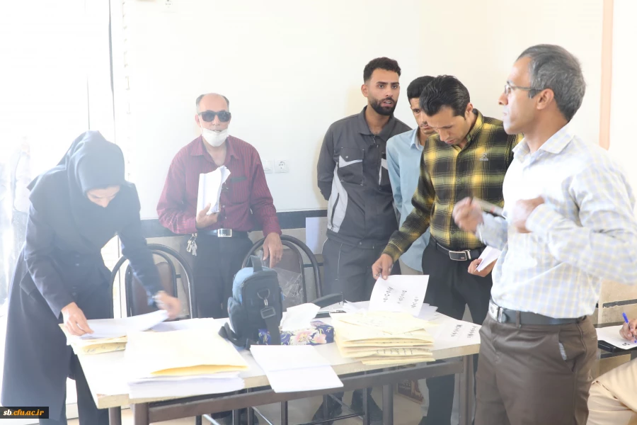 بازدید مسئولان دانشگاه فرهنگیان استان سیستان وبلوچستان  از فرایند برگزاری امتحانات پردیس های استانی
 3