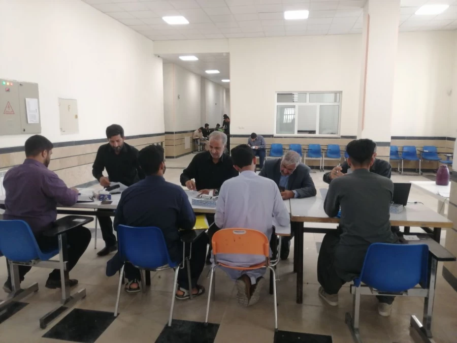 بازدید مدیر کل آموزش و پرورش استان سیستان و بلوچستان از روند برگزاری مصاحبه داوطلبان ورود به دانشگاه فرهنگیان سال 1404 5