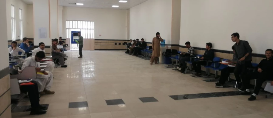 بازدید مدیر کل آموزش و پرورش استان سیستان و بلوچستان از روند برگزاری مصاحبه داوطلبان ورود به دانشگاه فرهنگیان سال 1404 7