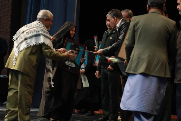 اولین اجلاسیه ۱۰۳۰  شهید دانشجومعلم استان سیستان و بلوچستان 
 4